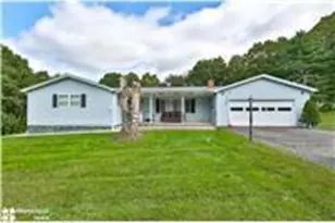 621 Post Hill Rd, Henryville, PA 18332 - Photo 1