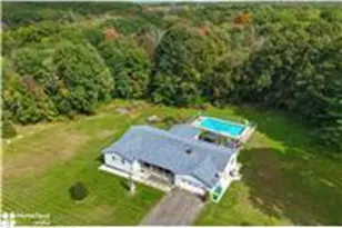 621 Post Hill Rd, Henryville, PA 18332 - Photo 5