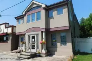 263 Prospect St, East Stroudsburg, PA 18301 - Photo 1