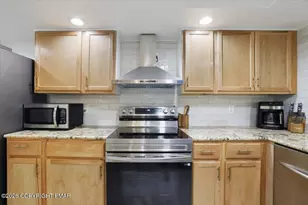 6138 Wales Ct, East Stroudsburg, PA 18301 - Photo 13
