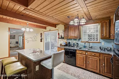  2506 Camelback Avenue, Henryville, PA 18332 - Photo 9