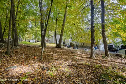  1111 Hunters Woods Drive, East Stroudsburg, PA 18301 - Photo 7