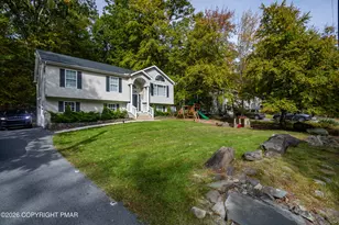 1111 Hunters Woods Dr, East Stroudsburg, PA 18301 - Photo 5