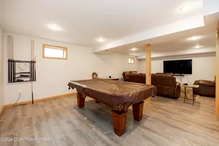 1212 Acacia Dr, Hawley, PA 18428 - Photo 9