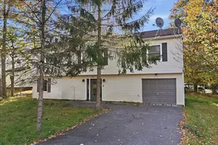 4587 Briarcliff Terrace, Tobyhanna, PA 18466 - Photo 1