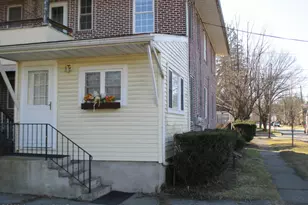 128 Broad St, Stroudsburg, PA 18360 - Photo 3