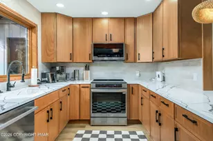 67 Lakeview Timbers Dr, Gouldsboro, PA 18424 - Photo 7