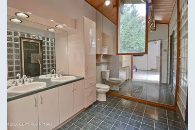  218 Larch Oval, Tobyhanna, PA 18466 - Photo 45