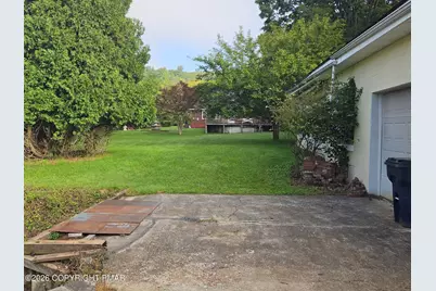  2115 W Main Street, Stroudsburg, PA 18360 - Photo 5