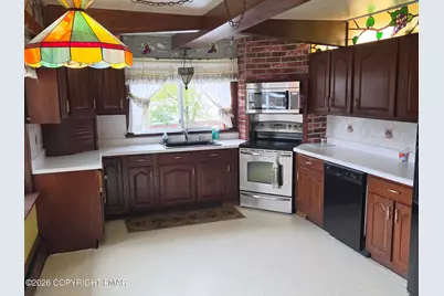  2115 W Main Street, Stroudsburg, PA 18360 - Photo 9