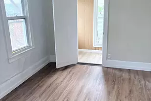 215 W Coal St, Shenandoah, PA 17976 - Photo 5