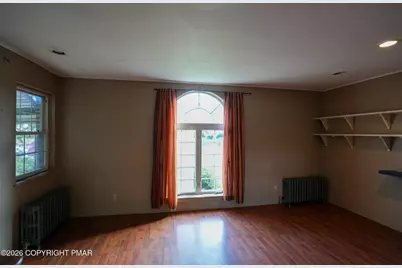  220 S 18th Street, Allentown, PA 18104 - Photo 9