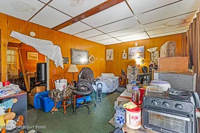  433 Nichols Street, Pottsville, PA 17901 - Photo 11