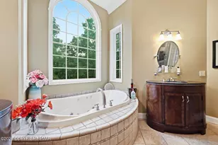 136 Artist Trail Ln, East Stroudsburg, PA 18301 - Photo 47