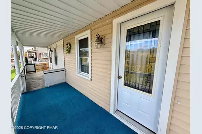  207-209 Yard Street, Nesquehoning, PA 18240 - Photo 5