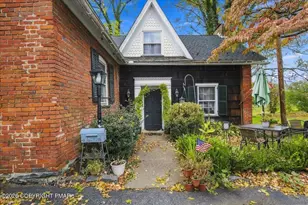 186 Washington St, East Stroudsburg, PA 18301 - Photo 3