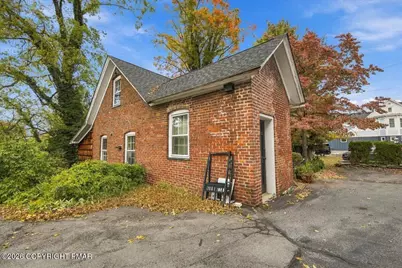  186 Washington Street #REAR, East Stroudsburg, PA 18301 - Photo 5