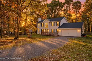 226 Squirrelwood Ct, Effort, PA 18330 - Photo 1