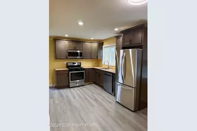 790 Flagler Street, Stroudsburg, PA 18360 - Photo 3