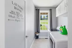 22 Greentree Dr, Bangor, PA 18013 - Photo 13