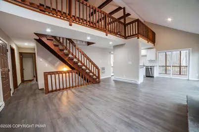  334 Somerset Drive, East Stroudsburg, PA 18301 - Photo 7