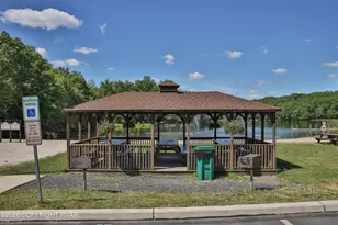 334 Somerset Dr, East Stroudsburg, PA 18301 - Photo 79