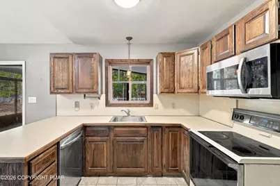  314 Indian Way, East Stroudsburg, PA 18302 - Photo 3