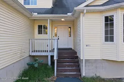  2118 Scarborough Way, Middle Smithfield, PA 18324 - Photo 7
