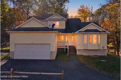  2118 Scarborough Way, Middle Smithfield, PA 18324 - Photo 3