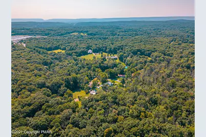  303 Possinger Drive, Stroudsburg, PA 18360 - Photo 7