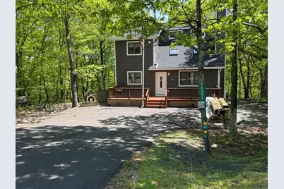  2001 Scarborough Way, Middle Smithfield, PA 18324 - Photo 1