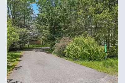  1144 Lexington Avenue, Pocono Summit, PA 18346 - Photo 1