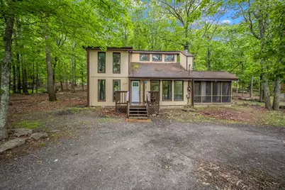  2166 Southport Drive, Bushkill, PA 18324 - Photo 1