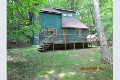  297 Saunders Drive, Bushkill, PA 18324 - Photo 1