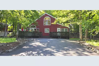  210 Dover Drive, Bushkill, PA 18324 - Photo 1