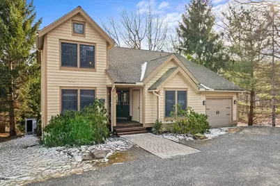  405 Vista, Tannersville, PA 18372 - Photo 1