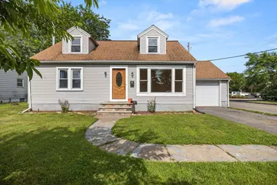  938 Chipperfield Drive, Stroudsburg, PA 18360 - Photo 1