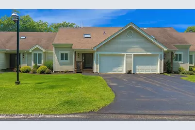  109 Duck Hollow Circle, Stroudsburg, PA 18360 - Photo 1