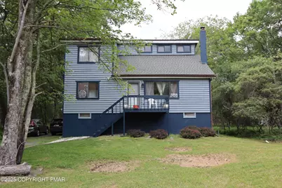  2116 Bobolink Trail, Bushkill, PA 18324 - Photo 1