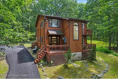  1289 Bear Drive, Bushkill, PA 18324 - Photo 1