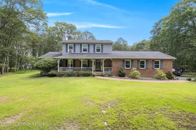  219 Matterhorn Dr Drive, Effort, PA 18330 - Photo 1