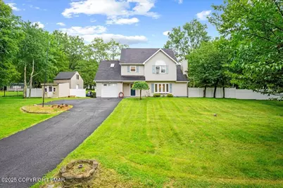  2136 Palisades Drive, Blakeslee, PA 18610 - Photo 1