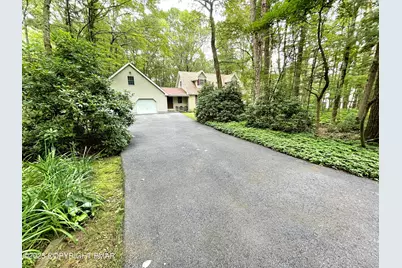  122 Rena Drive, Effort, PA 18330 - Photo 1