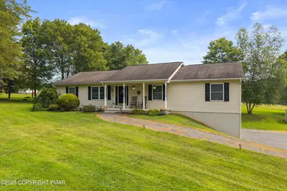  285 Twin Flower Circle, Kunkletown, PA 18058 - Photo 1