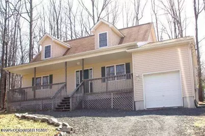  161 Dunchurch Drive, Bushkill, PA 18324 - Photo 1