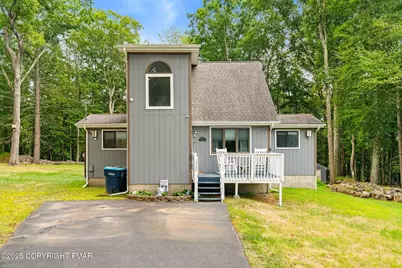  116 Osprey Circle, Bushkill, PA 18324 - Photo 1