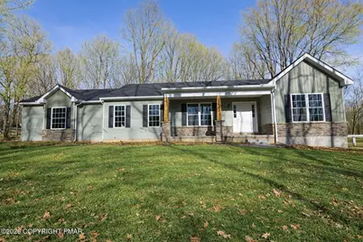  226 Apache Drive, Effort, PA 18330 - Photo 1