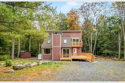  234 Viceroy Circle, Tobyhanna, PA 18466 - Photo 1