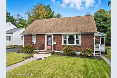  120 Stokes Avenue, Stroudsburg, PA 18360 - Photo 1