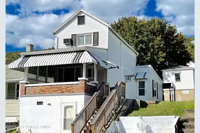  105 E Columbus Avenue, Nesquehoning, PA 18240 - Photo 1